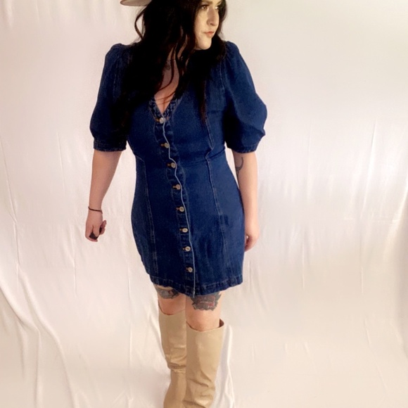 Jean dress - Picture 3 of 3